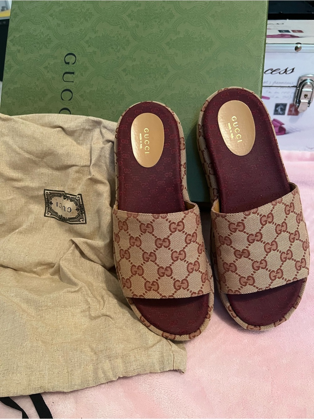 Gucci Beige/Burgundy GG Canvas Slide Sandals